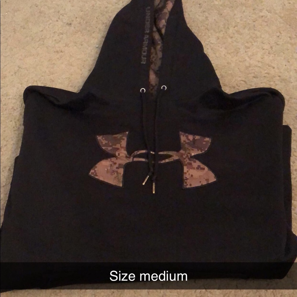 MENS Under Armour Sweatshirt!